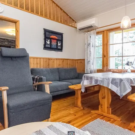 Keltalilja By Interhome Sipsio