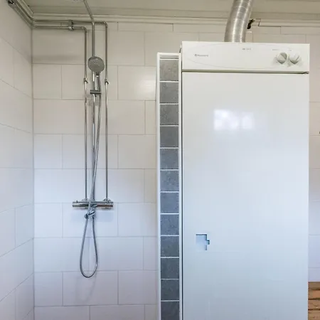 Keltalilja By Interhome Sipsio